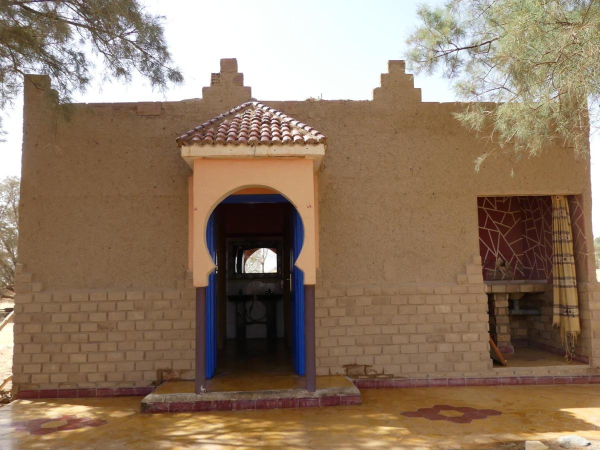 Les Pyramides Hotel Merzouga Exterior foto